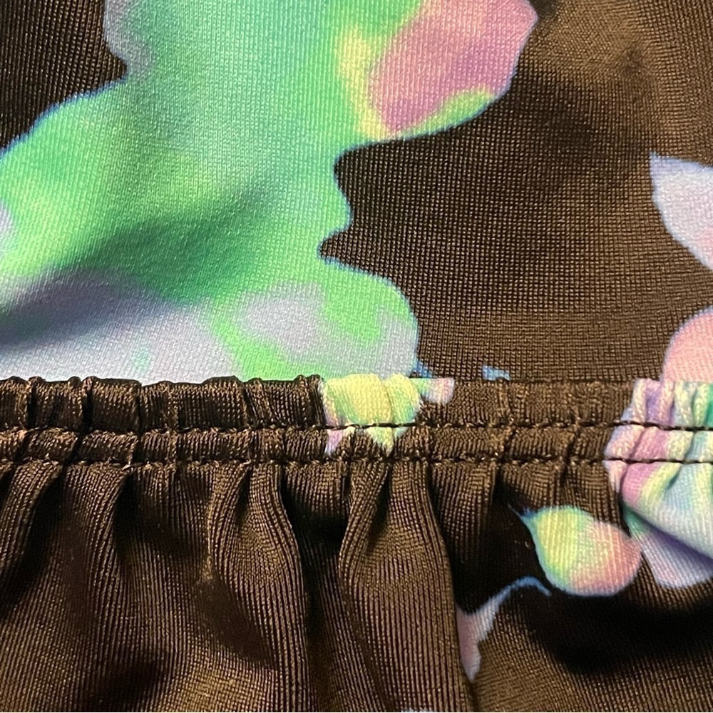Unbranded Floral Swim Top, Medium - Picture 4 of 7